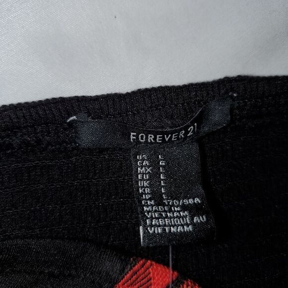 Gorgeous Aztec print zip up crop top size Large - Picture 4 of 4